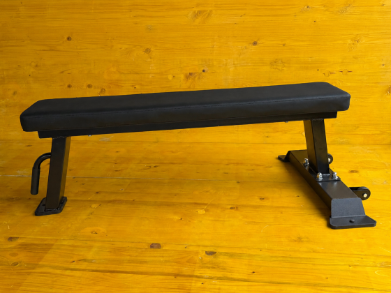 -- NOVÁ ROVNÁ BENCH LAVICA --